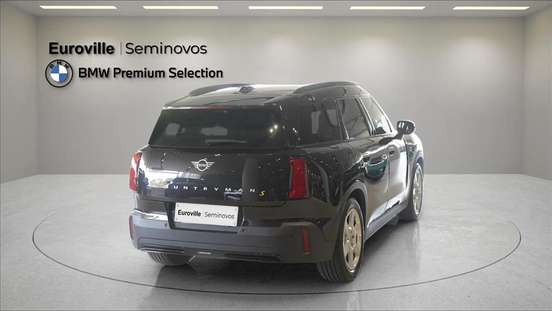 MINI-COUNTRYMAN-2024