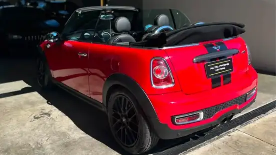 MINI-JOHN COOPER WORKS-2011