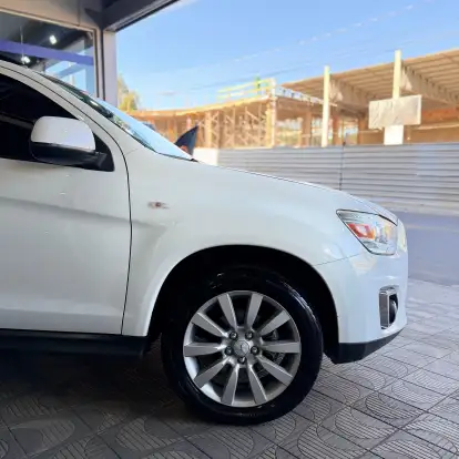 MITSUBISHI-ASX-2014