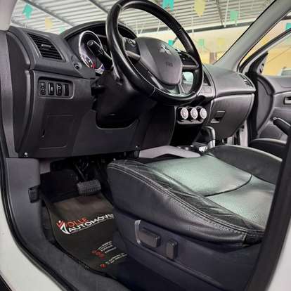 MITSUBISHI-ASX-2013
