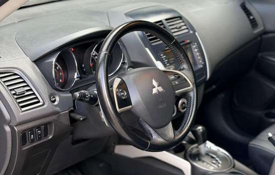 MITSUBISHI-ASX-2014