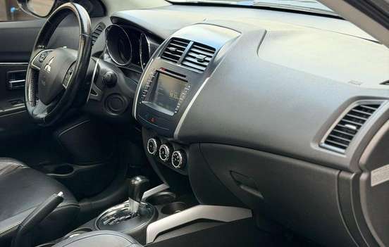 MITSUBISHI-ASX-2014