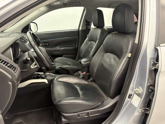 MITSUBISHI-ASX-2020