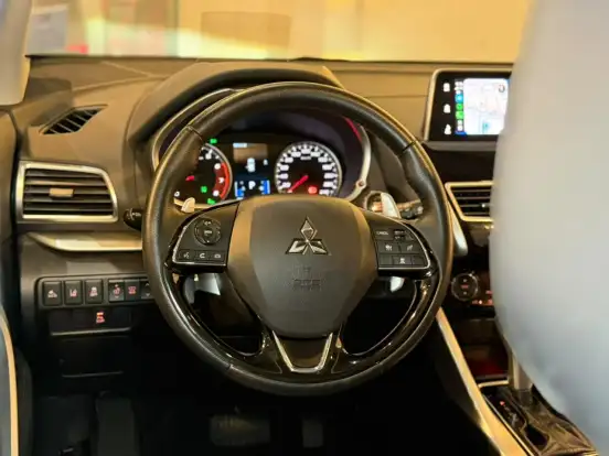 MITSUBISHI-ECLIPSE CROSS-2021