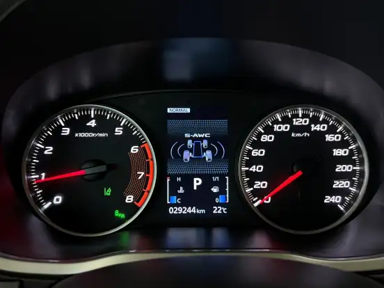 MITSUBISHI-ECLIPSE CROSS-1.5 MIVEC TURBO GASOLINA HPE-S S-AWC CVT MITSUBISHI-ECLIPSE CROSS-2024