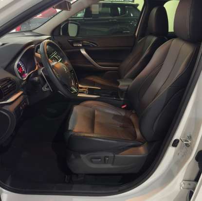 MITSUBISHI-ECLIPSE CROSS-1.5 MIVEC TURBO GASOLINA HPE CVT MITSUBISHI-ECLIPSE CROSS-2024
