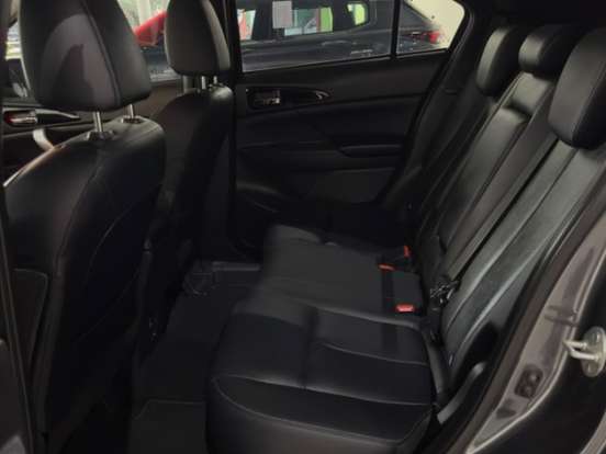 MITSUBISHI-ECLIPSE CROSS-1.5 MIVEC TURBO GASOLINA HPE CVT MITSUBISHI-ECLIPSE CROSS-2024
