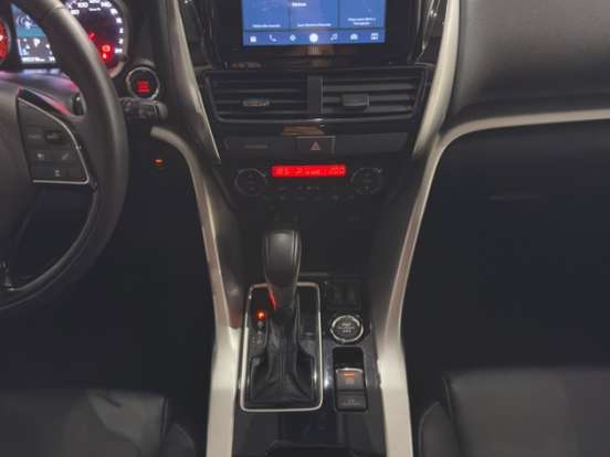 MITSUBISHI-ECLIPSE CROSS-1.5 MIVEC TURBO GASOLINA HPE CVT MITSUBISHI-ECLIPSE CROSS-2024