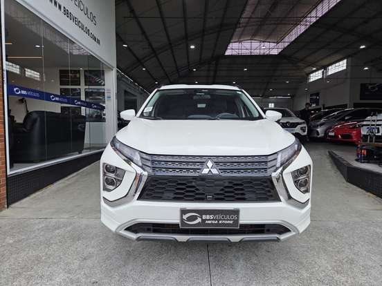 MITSUBISHI-ECLIPSE CROSS-1.5 MIVEC TURBO GASOLINA HPE CVT MITSUBISHI-ECLIPSE CROSS-2024