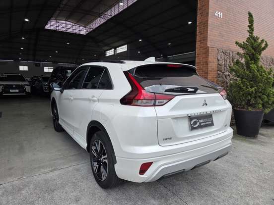 MITSUBISHI-ECLIPSE CROSS-1.5 MIVEC TURBO GASOLINA HPE CVT MITSUBISHI-ECLIPSE CROSS-2024
