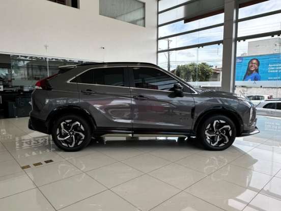 MITSUBISHI-ECLIPSE CROSS-1.5 MIVEC TURBO GASOLINA HPE-S BLACK S-AWC CVT MITSUBISHI-ECLIPSE CROSS-2025