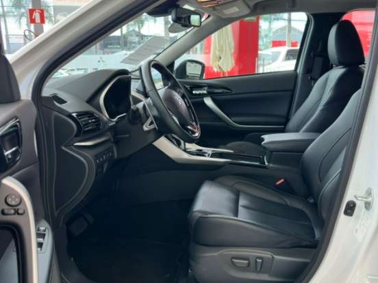 MITSUBISHI-ECLIPSE CROSS-1.5 MIVEC TURBO GASOLINA HPE-S S-AWC CVT MITSUBISHI-ECLIPSE CROSS-2025
