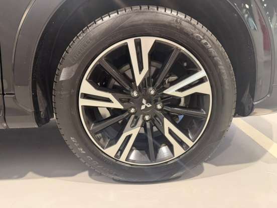 MITSUBISHI-ECLIPSE CROSS-1.5 MIVEC TURBO GASOLINA HPE-S S-AWC CVT MITSUBISHI-ECLIPSE CROSS-2024