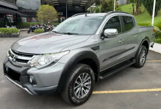 MITSUBISHI-L200 TRITON-2020