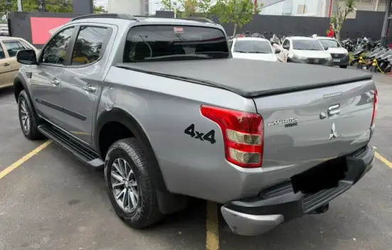 MITSUBISHI-L200 TRITON-2020
