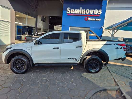 MITSUBISHI-L200 TRITON-2.4 16V TURBO DIESEL GL CD 4X4 MANUAL MITSUBISHI-L200 TRITON-2023