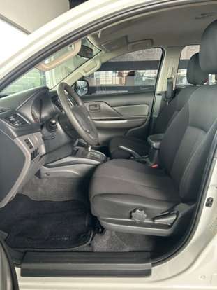 MITSUBISHI-L200 TRITON-2021