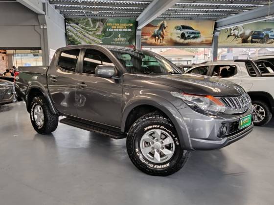MITSUBISHI L200 TRITON 2.4 16V TURBO DIESEL SPORT GLS CD 4P 4X4 AUTOMÁTICO
