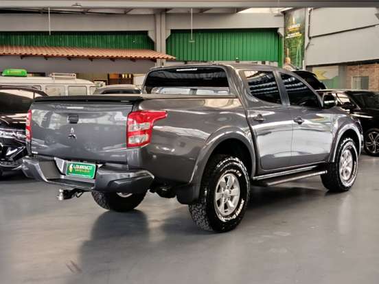 MITSUBISHI-L200 TRITON-2017