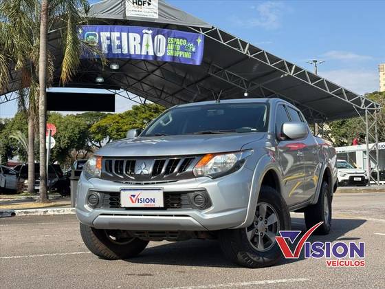 MITSUBISHI L200 TRITON 2.4 16V TURBO DIESEL SPORT GLS CD 4P 4X4 AUTOMÁTICO