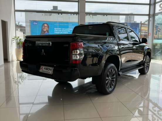 MITSUBISHI-L200 TRITON-2.4 16V TURBO DIESEL SPORT HPE CD 4P 4X4 AUTOMÁTICO MITSUBISHI-L200 TRITON-2024