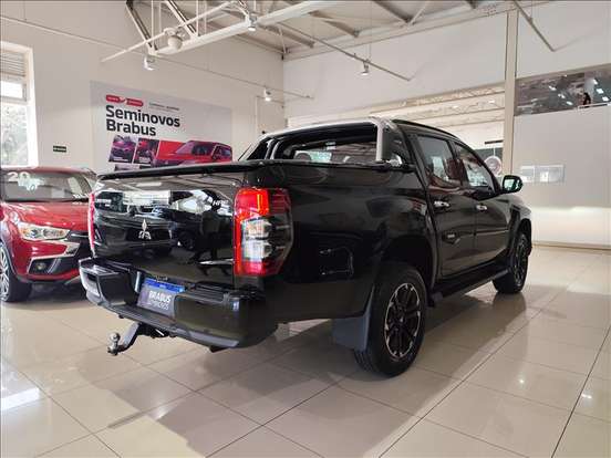 MITSUBISHI-L200 TRITON-2.4 16V TURBO DIESEL SPORT HPE CD 4P 4X4 AUTOMÁTICO MITSUBISHI-L200 TRITON-2023