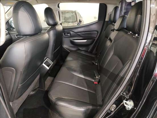 MITSUBISHI-L200 TRITON-2023