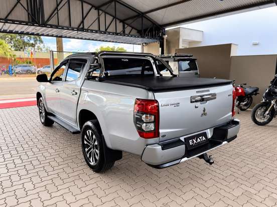 MITSUBISHI-L200 TRITON-2.4 16V TURBO DIESEL SPORT HPE CD 4P 4X4 AUTOMÁTICO MITSUBISHI-L200 TRITON-2023