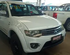 MITSUBISHI L200 TRITON 3.5 HPE 4X4 CD V6 24V FLEX 4P AUTOMÁTICO MITSUBISHI L200 TRITON 3.5 HPE 4X4 CD V6 24V FLEX 4P AUTOMÁTICO