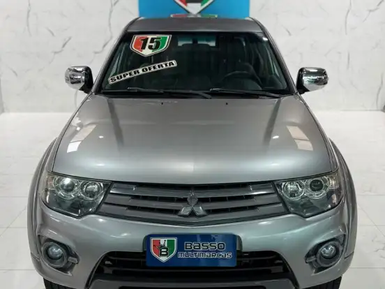 MITSUBISHI-L200 TRITON-3.5 HPE 4X4 CD V6 24V FLEX 4P AUTOMÁTICO MITSUBISHI-L200 TRITON-2014