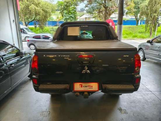 MITSUBISHI-L200 TRITON-3.5 HPE 4X4 CD V6 24V FLEX 4P AUTOMÁTICO MITSUBISHI-L200 TRITON-2013