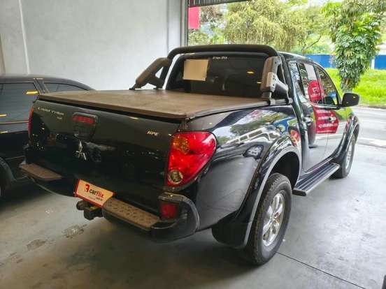 MITSUBISHI-L200 TRITON-3.5 HPE 4X4 CD V6 24V FLEX 4P AUTOMÁTICO MITSUBISHI-L200 TRITON-2013
