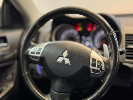 MITSUBISHI-LANCER-2.0 GT 16V GASOLINA 4P AUTOMÁTICO MITSUBISHI-LANCER-2013