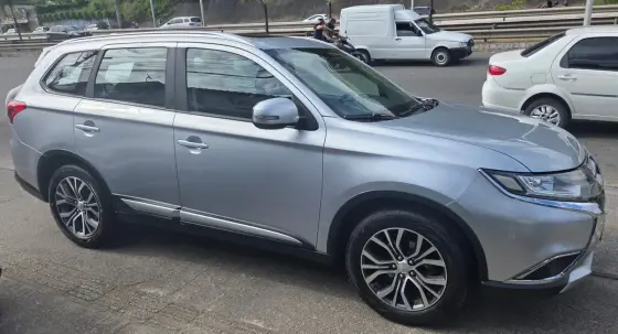 MITSUBISHI OUTLANDER 2.0 COMFORT 16V GASOLINA 4P AUTOMÁTICO