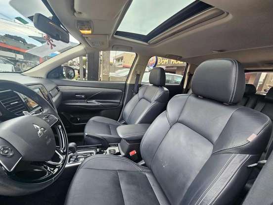 MITSUBISHI-OUTLANDER-2.0 MIVEC GASOLINA HPE AUTOMÁTICO MITSUBISHI-OUTLANDER-2018