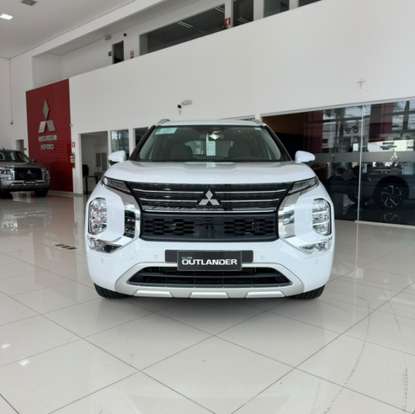 MITSUBISHI-OUTLANDER-2026