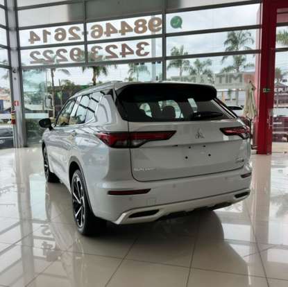MITSUBISHI-OUTLANDER-2.4 PHEV HPE-S S-AWC DHT MITSUBISHI-OUTLANDER-2026
