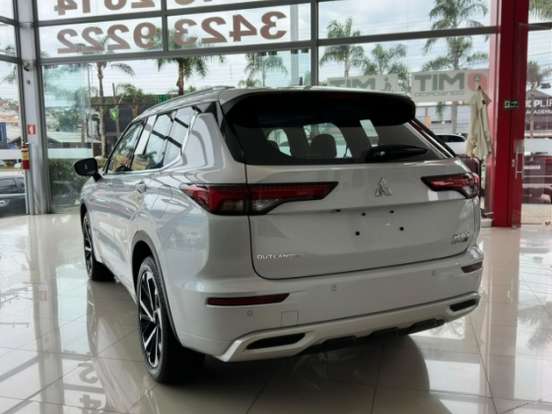 MITSUBISHI-OUTLANDER-2.4 PHEV HPE-S S-AWC DHT MITSUBISHI-OUTLANDER-2026