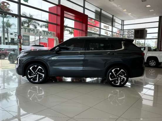 MITSUBISHI-OUTLANDER-2.4 PHEV SIGNATURE S-AWC DHT MITSUBISHI-OUTLANDER-2025