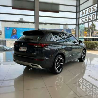 MITSUBISHI-OUTLANDER-2025