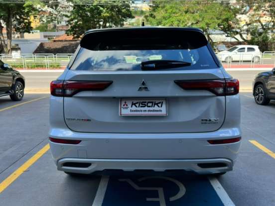 MITSUBISHI-OUTLANDER-2.4 PHEV SIGNATURE S-AWC DHT MITSUBISHI-OUTLANDER-2025