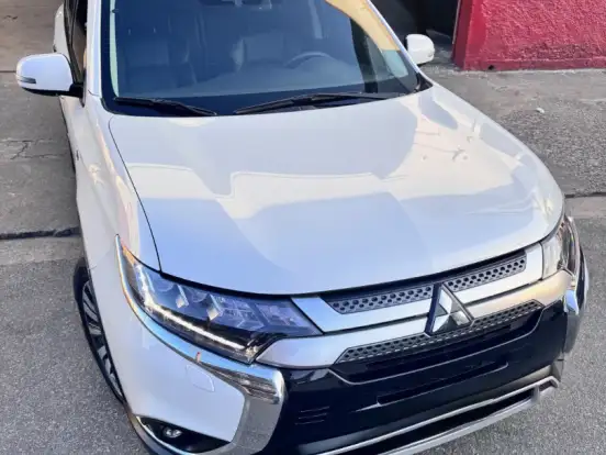 MITSUBISHI-OUTLANDER-3.0 MIVEC V6 GASOLINA HPE-S AWD AUTOMÁTICO MITSUBISHI-OUTLANDER-2021
