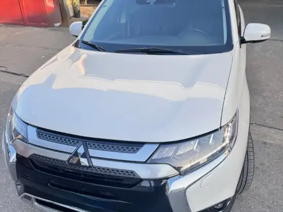 MITSUBISHI-OUTLANDER-3.0 MIVEC V6 GASOLINA HPE-S AWD AUTOMÁTICO MITSUBISHI-OUTLANDER-2021