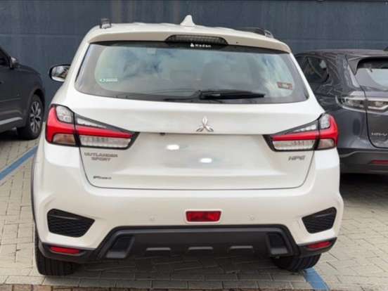 MITSUBISHI-OUTLANDER SPORT-2.0 MIVEC FLEX HPE AWD AUTOMÁTICO MITSUBISHI-OUTLANDER SPORT-2021