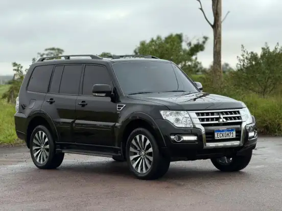 MITSUBISHI-PAJERO-3.2 HPE 4X4 7 LUGARES 16V TURBO INTERCOOLER DIESEL 4P AUTOMÁTICO MITSUBISHI-PAJERO-2019