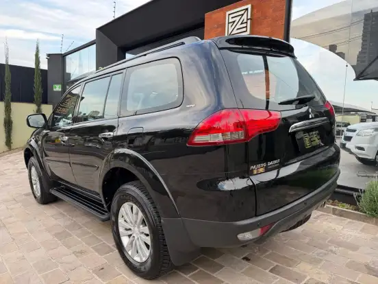 MITSUBISHI-PAJERO DAKAR-3.5 HPE 7 LUGARES 4X4 V6 24V FLEX 4P AUTOMÁTICO MITSUBISHI-PAJERO DAKAR-2015
