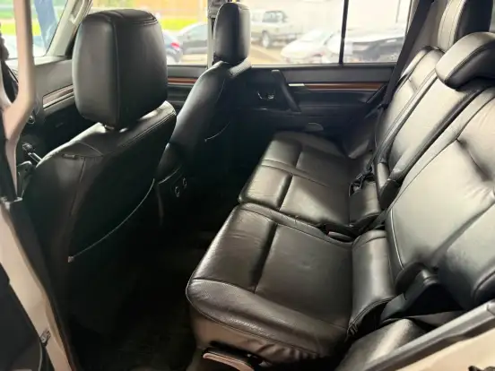 MITSUBISHI-PAJERO FULL-3.2 HPE 4X4 16V TURBO INTERCOOLER DIESEL 4P AUTOMÁTICO MITSUBISHI-PAJERO FULL-2010