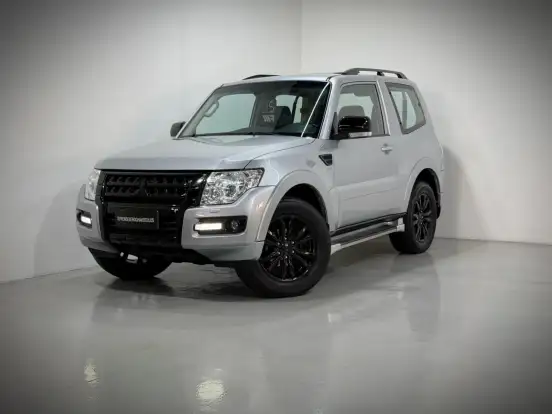 MITSUBISHI-PAJERO FULL-2014