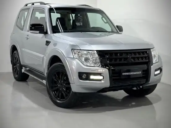 MITSUBISHI-PAJERO FULL-3.8 HPE 4X4 V6 24V GASOLINA 2P AUTOMÁTICO MITSUBISHI-PAJERO FULL-2014