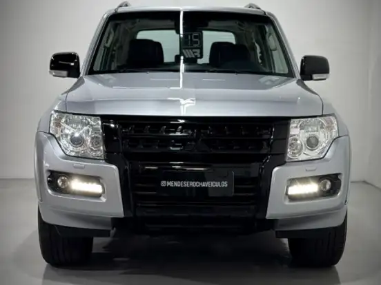 MITSUBISHI-PAJERO FULL-3.8 HPE 4X4 V6 24V GASOLINA 2P AUTOMÁTICO MITSUBISHI-PAJERO FULL-2014